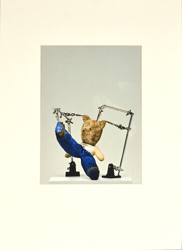 Betond: Der Bär. Foto 
(Ex.3/10)
46cm mal 30cm 
2009