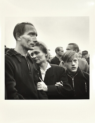 Robert Lebeck: Willi Aderholt, Friedland, 1955. Fotografie 
(griffelkunst)
40cm x 30cm
2010
